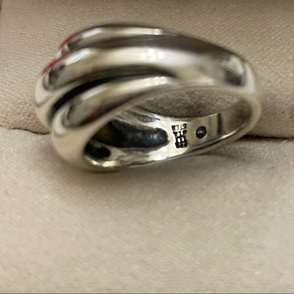 Retired James Avery Ribbed Dome Ring - Picture 2 of 6